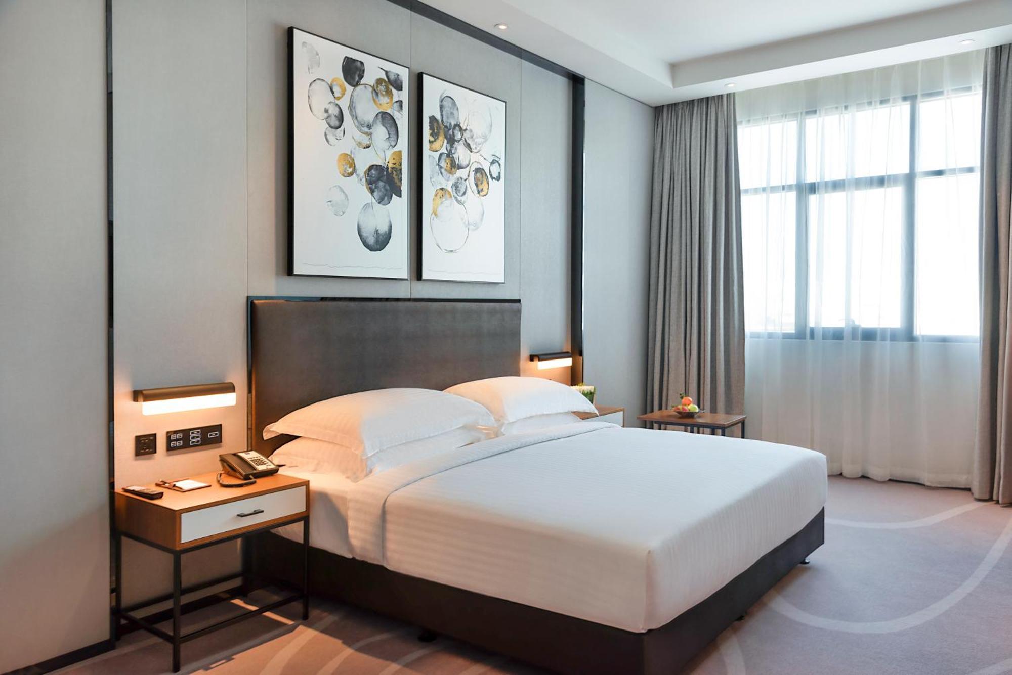 Asiana Grand Hotel Dubai Bagian luar foto Deluxe Room